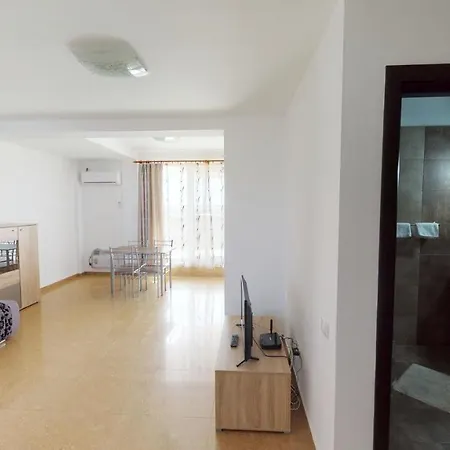 Apartment Klaus Near The Beach Eforie Nord